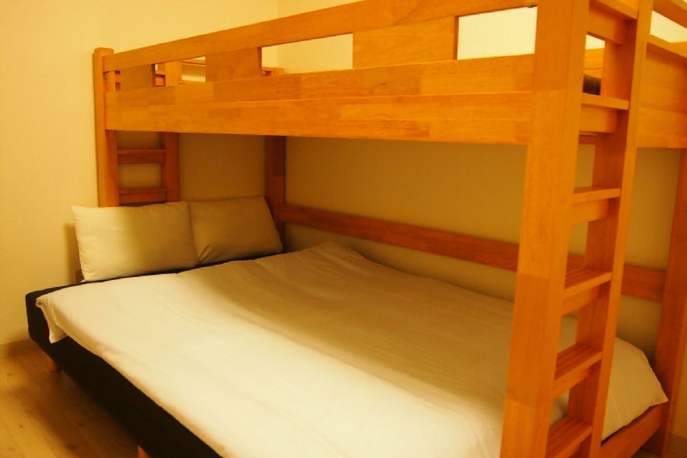 Khaosan Chitose Family Hostel Extérieur photo