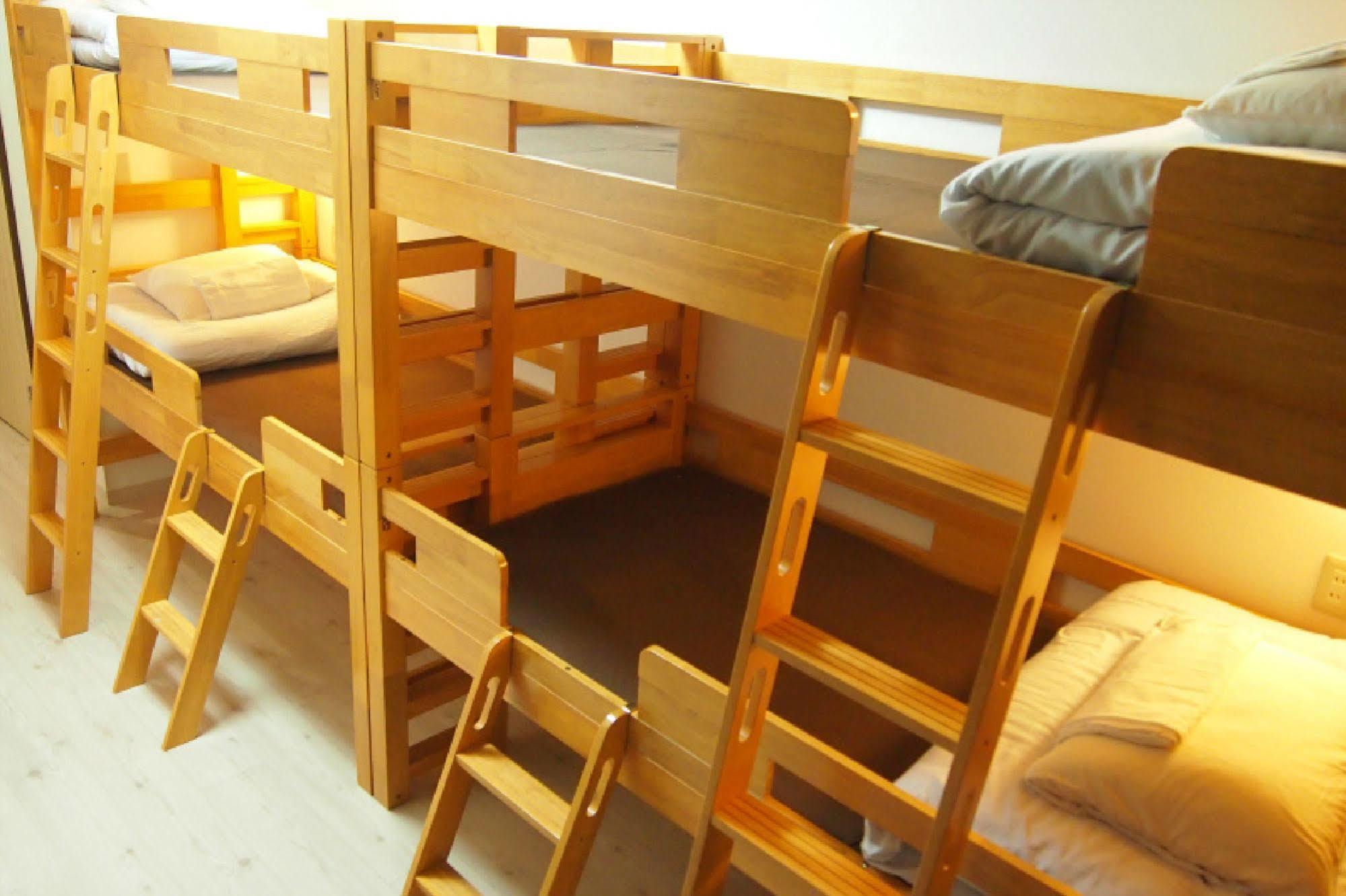 Khaosan Chitose Family Hostel Extérieur photo