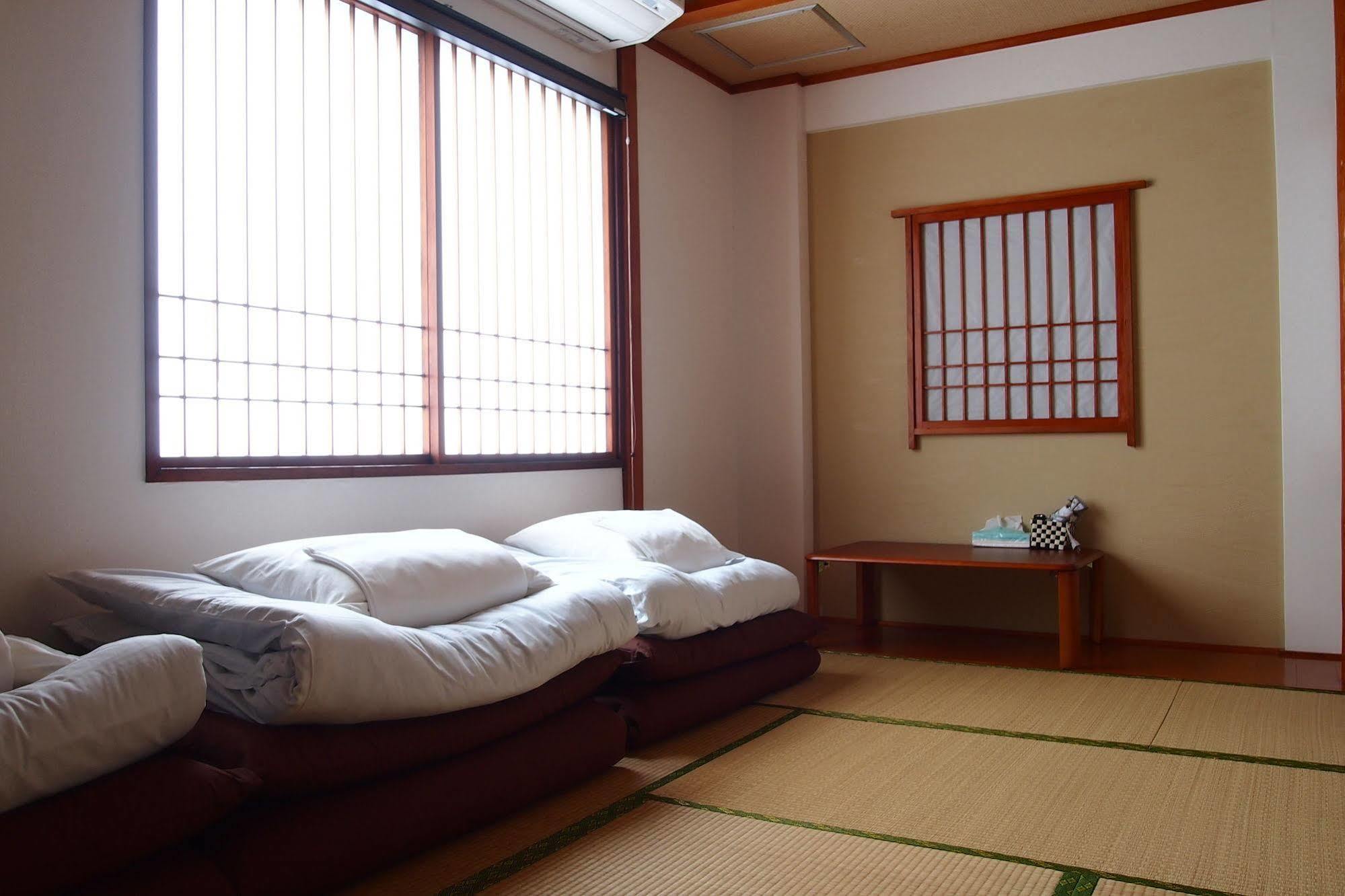 Khaosan Chitose Family Hostel Extérieur photo
