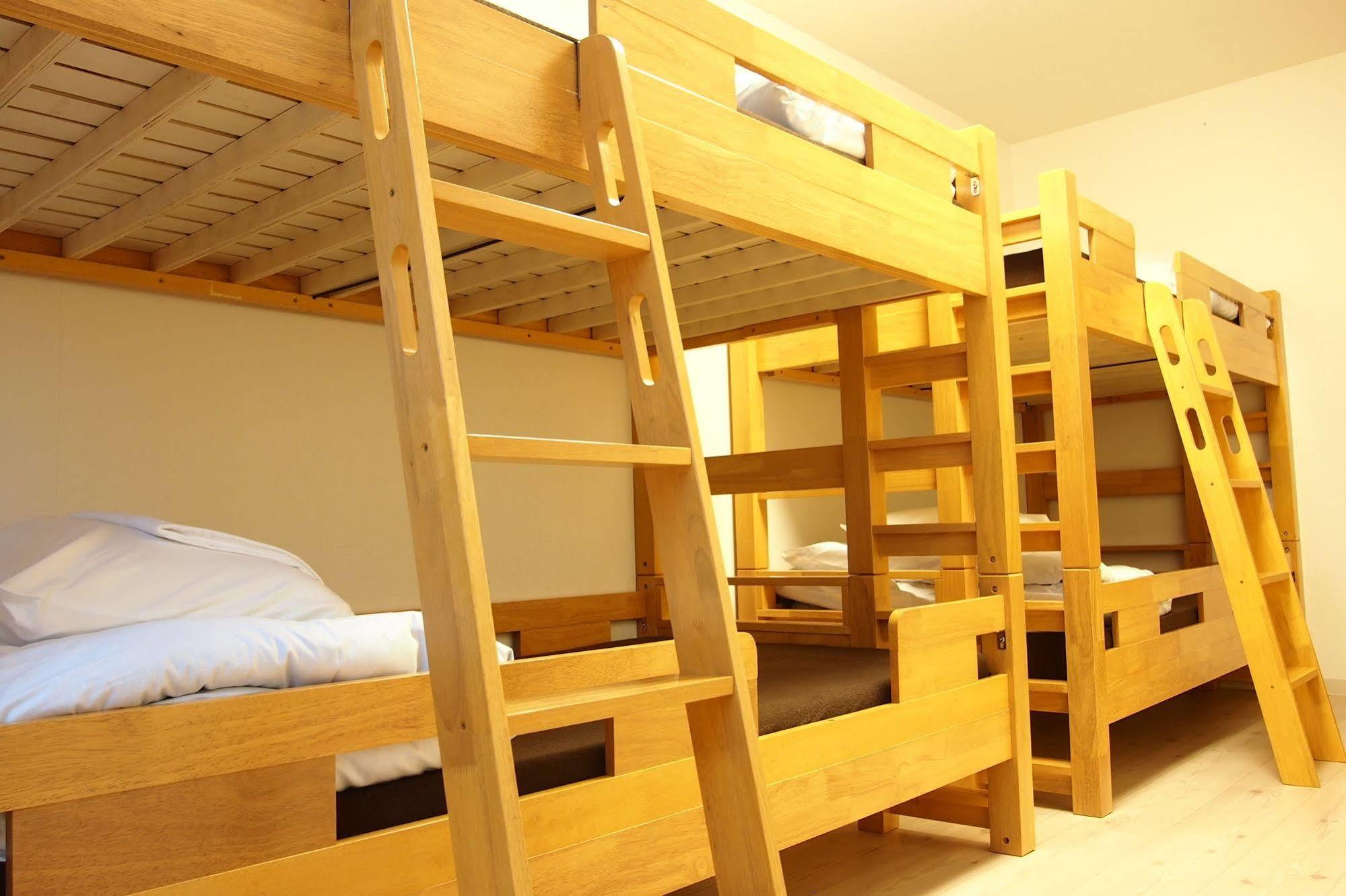 Khaosan Chitose Family Hostel Extérieur photo